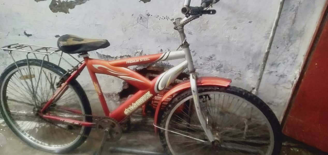 Classic road bicycle for sale only in 9000 7