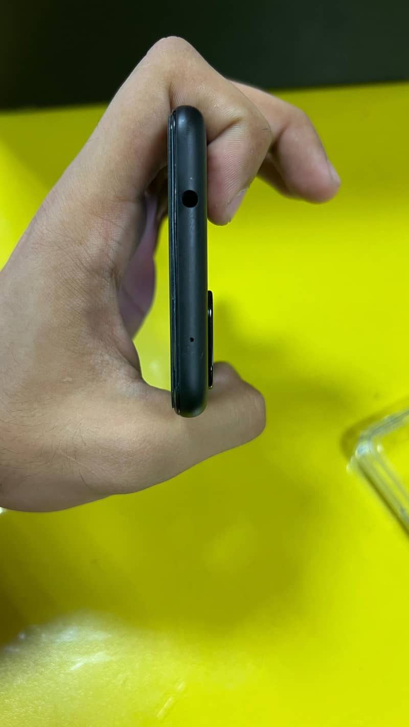 Google Pixel 4a 5g Dual Sim PTA Approved 1