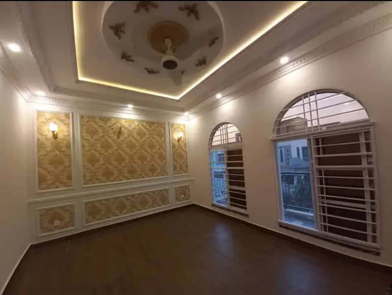 10 Marla House For Rent In Paragon City Lahore 10