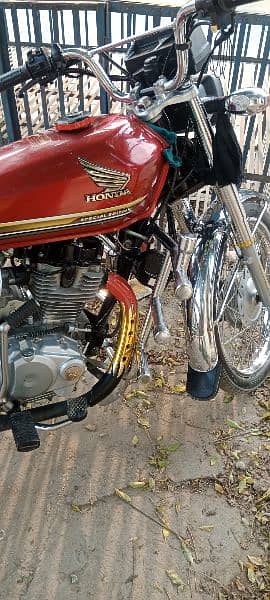 honda 125 . . salf 3