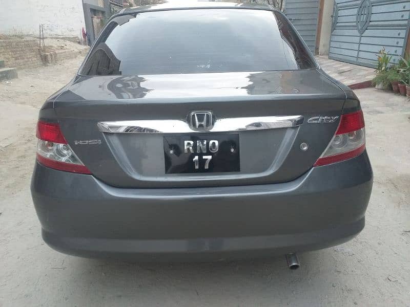 Honda City IDSI 2004 10