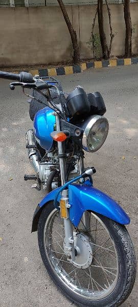 Yamaha YBZ 125 Blue color 8