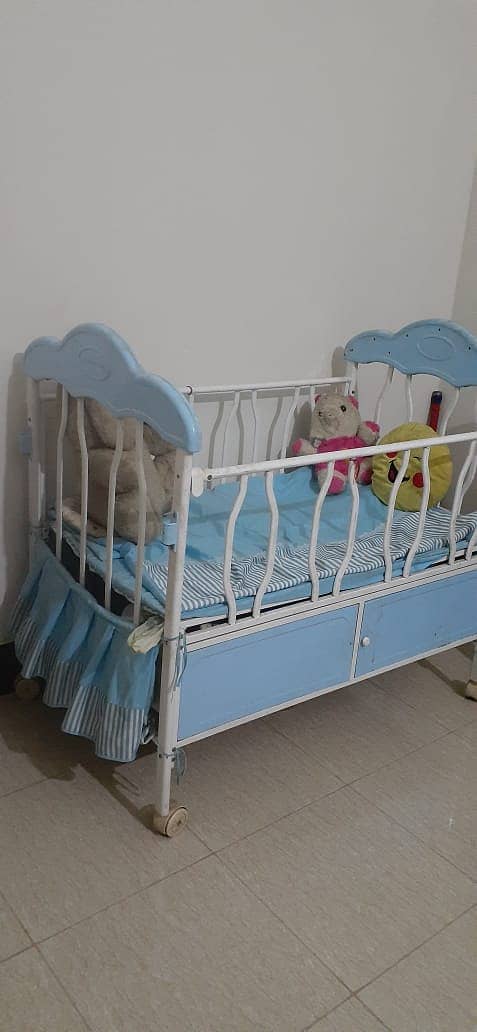 Baby Cot 2