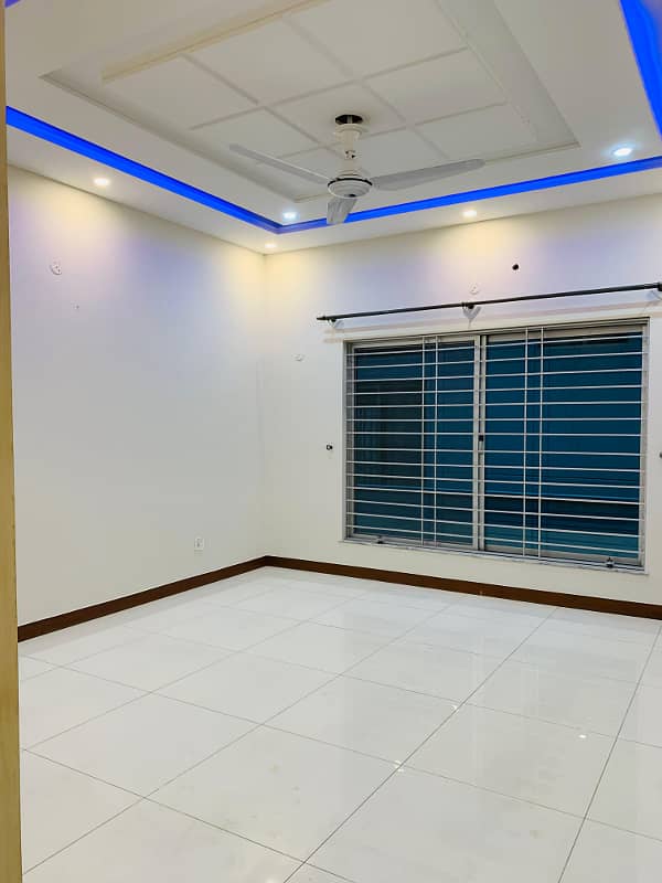 1 Kanal Upper Portion Up For Rent On Very Prime Location Dha Phase 2 Islamabad 3