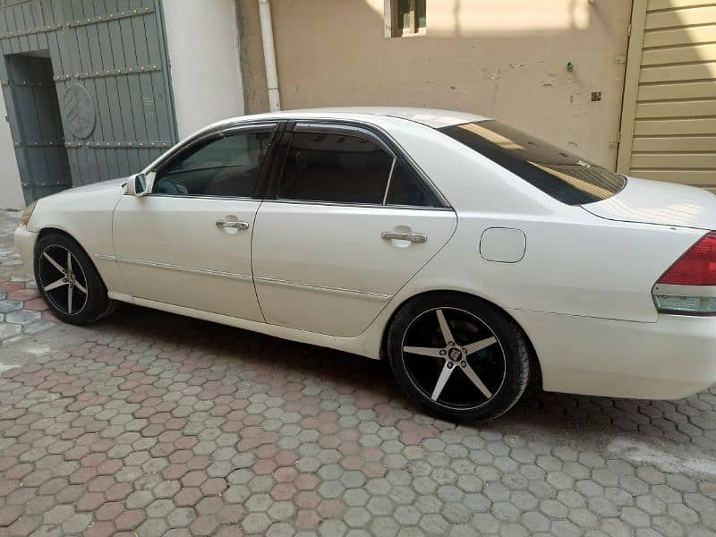 Toyota Mark II 2004 1