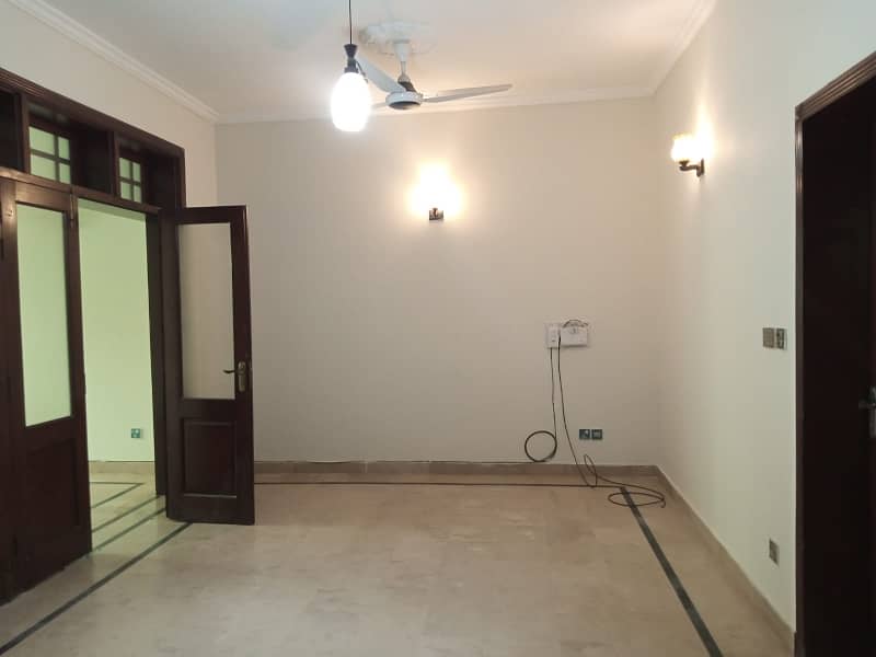 House For Rent In G15 Size 7 Marla Double Storey Near To Mini Commercial Park Masjid Best Location Five Options Available 0