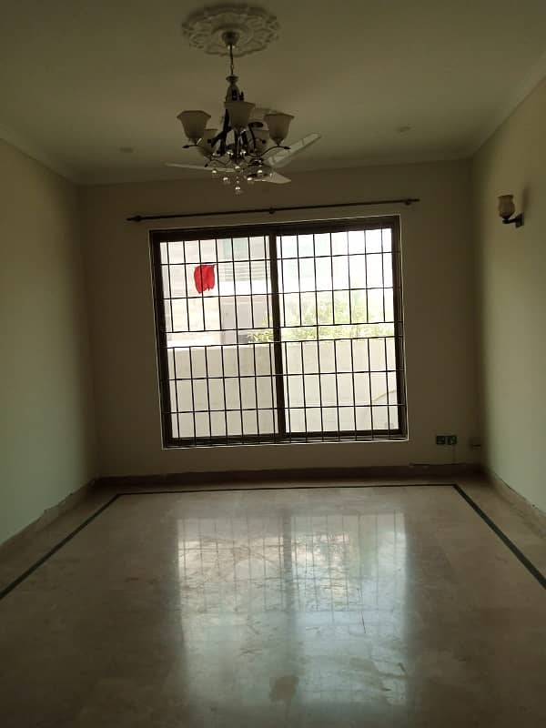 House For Rent In G15 Size 7 Marla Double Storey Near To Mini Commercial Park Masjid Best Location Five Options Available 1