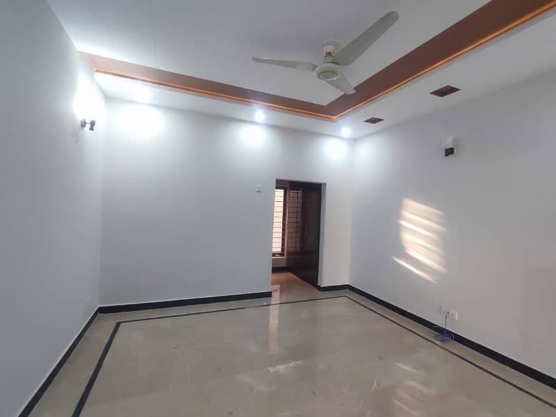 House For Rent In G15 Size 7 Marla Double Storey Near To Mini Commercial Park Masjid Best Location Five Options Available 8