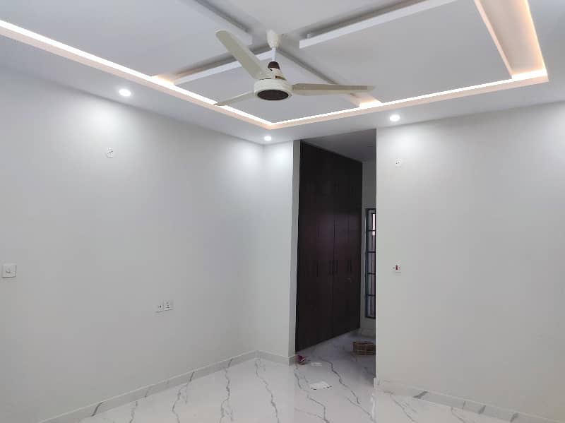 Ground Portion For Rent In G15 Size 12 Marla Water Gas Electricity All Facilities Near To Markaz Best Location Five Options Available 5