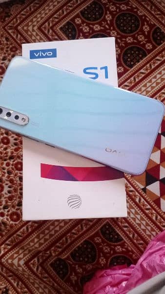 Vivo S1 4/128GB Full Box 5