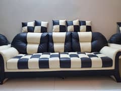 Premium Quality Spring Sofa Set of 4 Black and White color