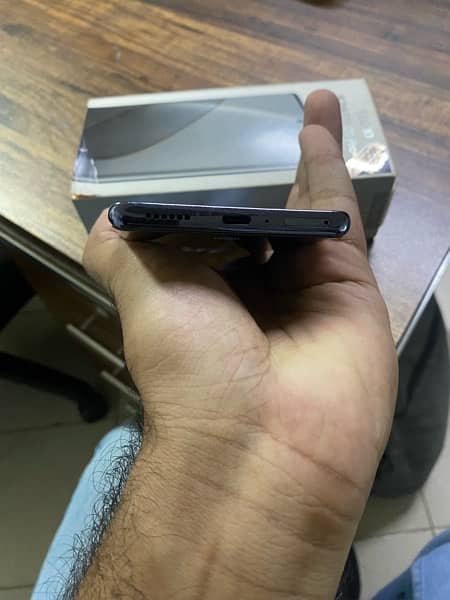 Tecno Spark 20 pro plus 3