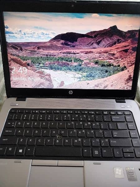 HP Laptop Elite Book 840 G1 2