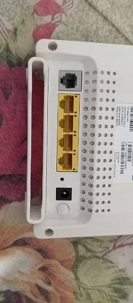 Segecom 150 Mbps wireless ADSL2 + Router 5