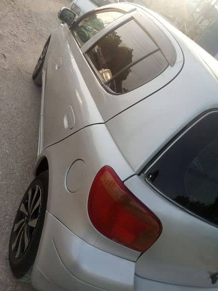 Toyota Vitz 2001/2006 Karachi port clear urgent sale in cheap price 1