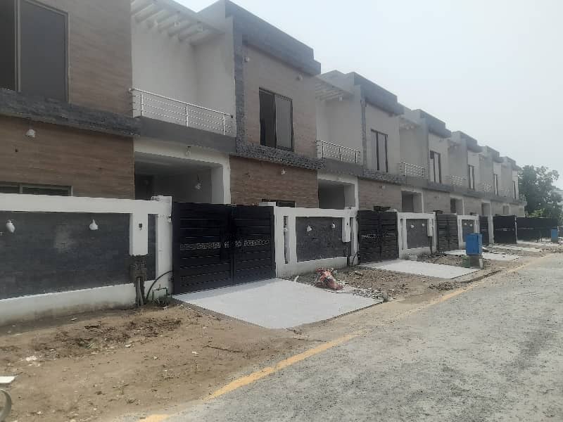 Centrally Located Prime Location House In DHA Defence Is Available For sale 3