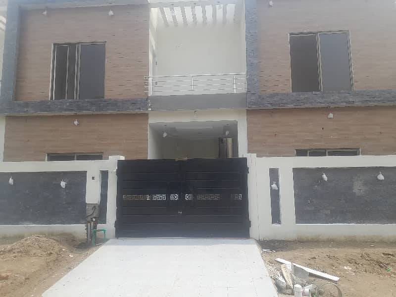 Centrally Located Prime Location House In DHA Defence Is Available For sale 6