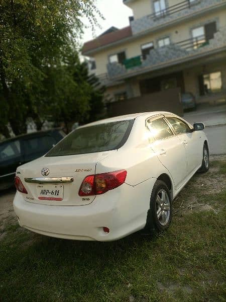 Toyota Corolla 2.0 D Saloon 2009 19