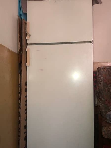 Refrigerator Medium size 1