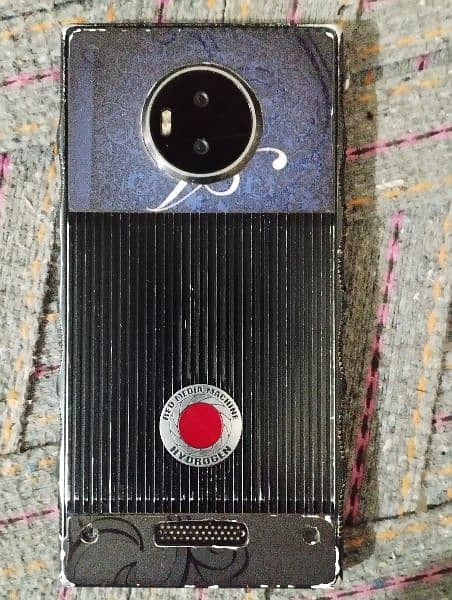 Red Hydrogen One 0