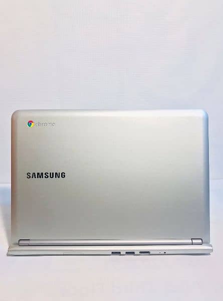 Samsung Series 5 Chromebook 4