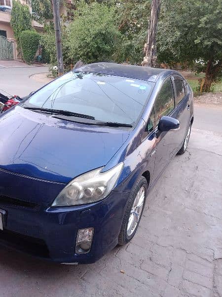 Toyota Prius 2011 9