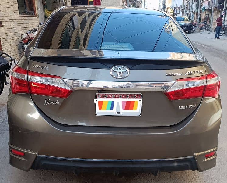 Toyota Altis Grande 2014 6