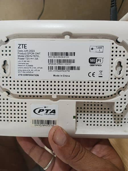 PTCL Flash fiber WiFi device 5G sported 2