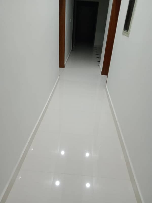 1.5 Kanal Double Storey House For Rent In Upper Mall 6