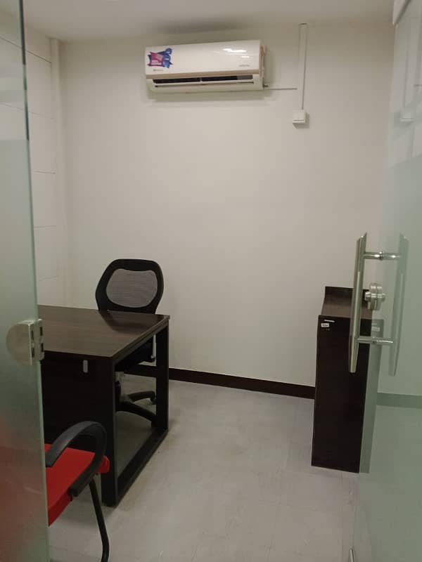 2000 Square Feet Fully Furnished Office For Rent In Main Boulevard Gulberg 4