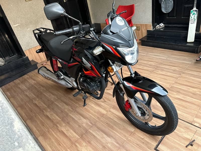 HONDA CB 150 F FOR SALE IN BAHRIA TOWN LAHORE 1