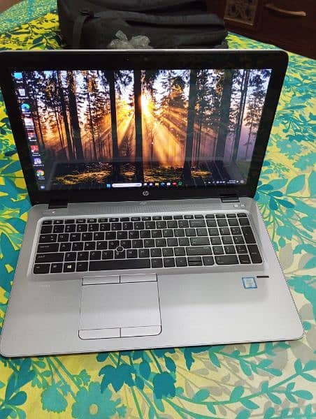 HP EliteBook 850 g3 core i5 6th generation 1