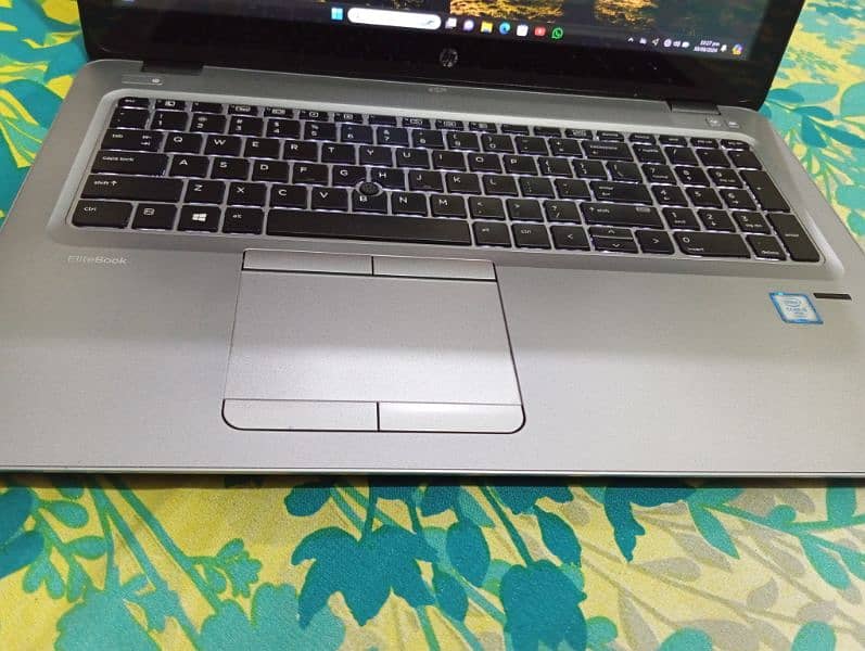 HP EliteBook 850 g3 core i5 6th generation 4