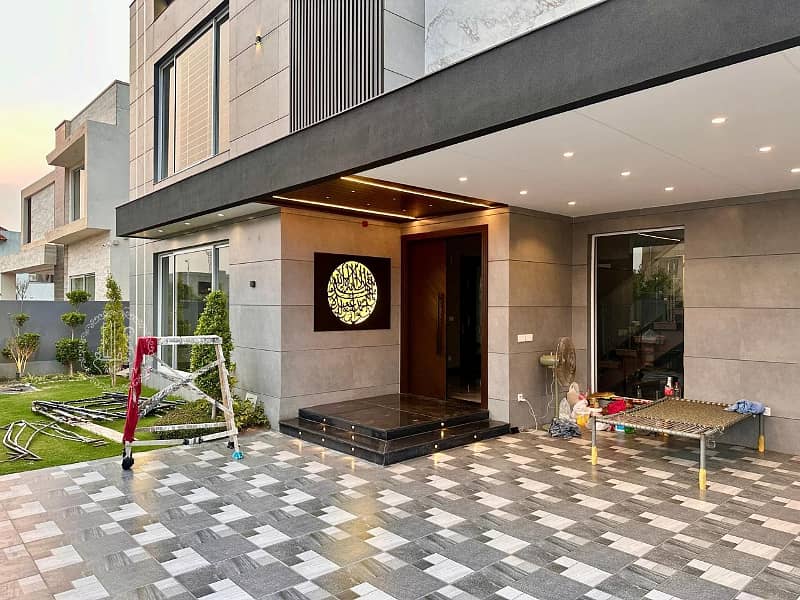 Very Reasonable Price Near to Commercial 1 Kanal Modern Design Luxury House For Sale In Phase 7 4