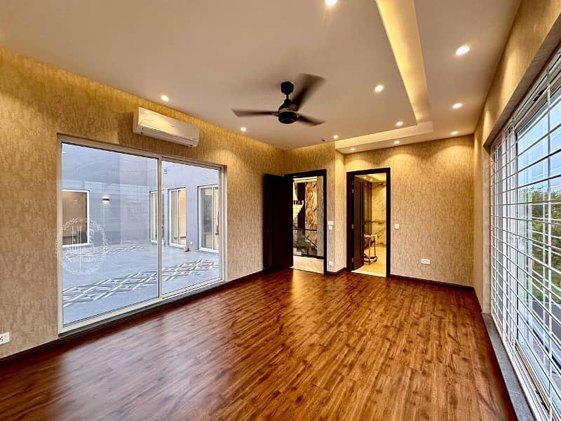 Very Reasonable Price Near to Commercial 1 Kanal Modern Design Luxury House For Sale In Phase 7 20