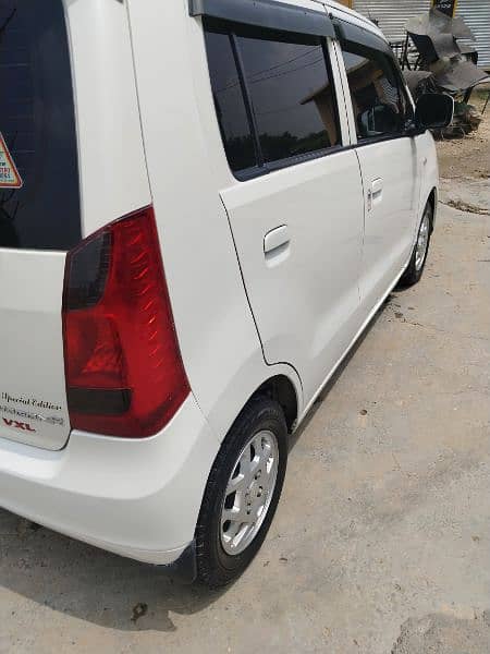 Suzuki Wagon R 2018 4