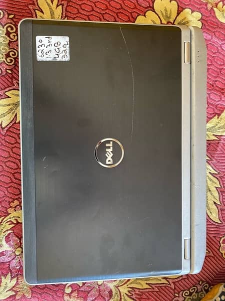 DELL i3 3rd generation 1