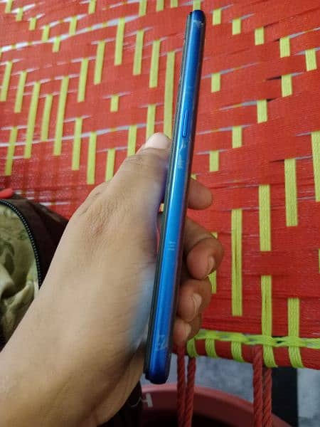 Oppo a5s achi condition me hai 2