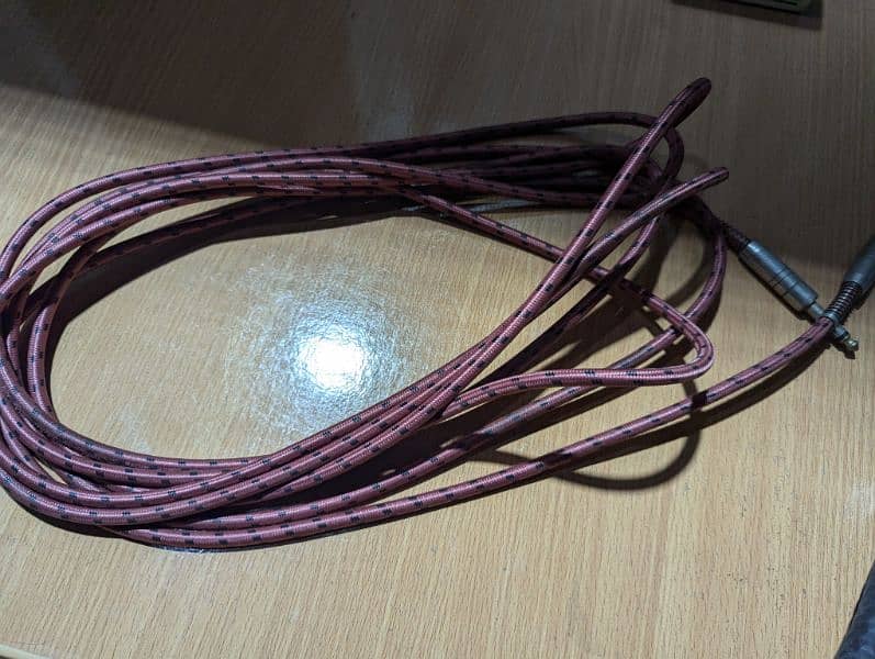 guitar cable 1