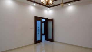 Centrally Located Prime Location Upper Portion In EME Society - Block E Is Available For rent 0