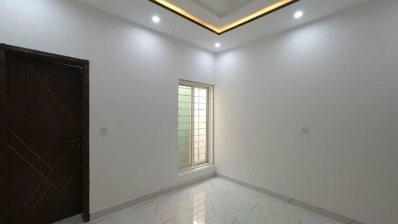 Centrally Located Prime Location Upper Portion In EME Society - Block E Is Available For rent 4