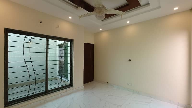 Centrally Located Prime Location Upper Portion In EME Society - Block E Is Available For rent 5