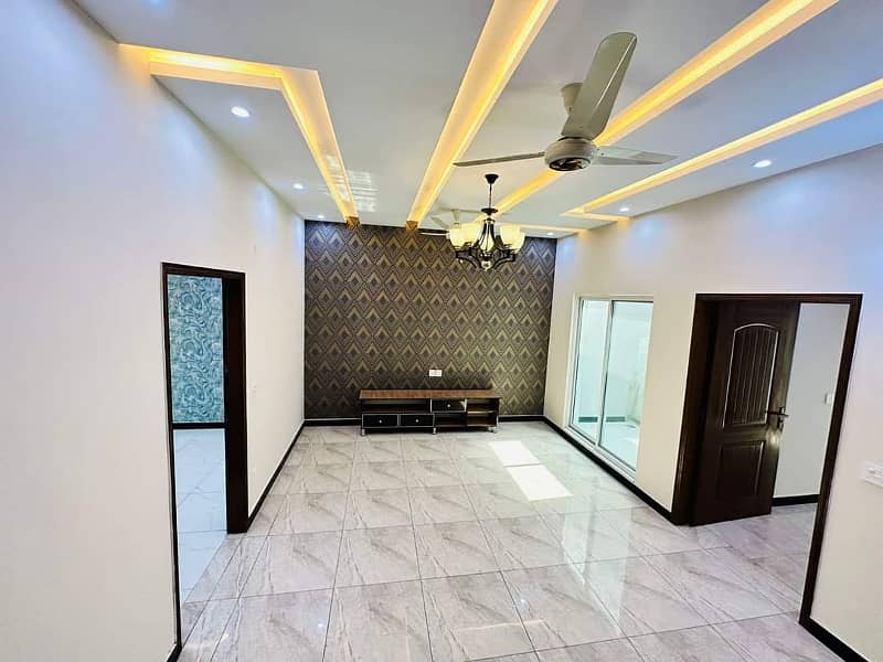 5 marla house for sale in paragon city lahore 6