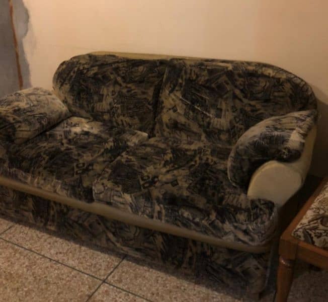 Urgent sale of 1 2 3 used sofa set 1