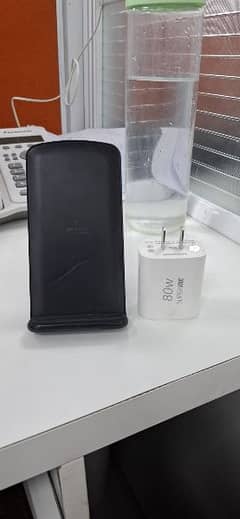 one plus and wireless combo chargers