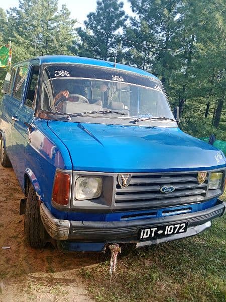 Good condition petrol engine 3