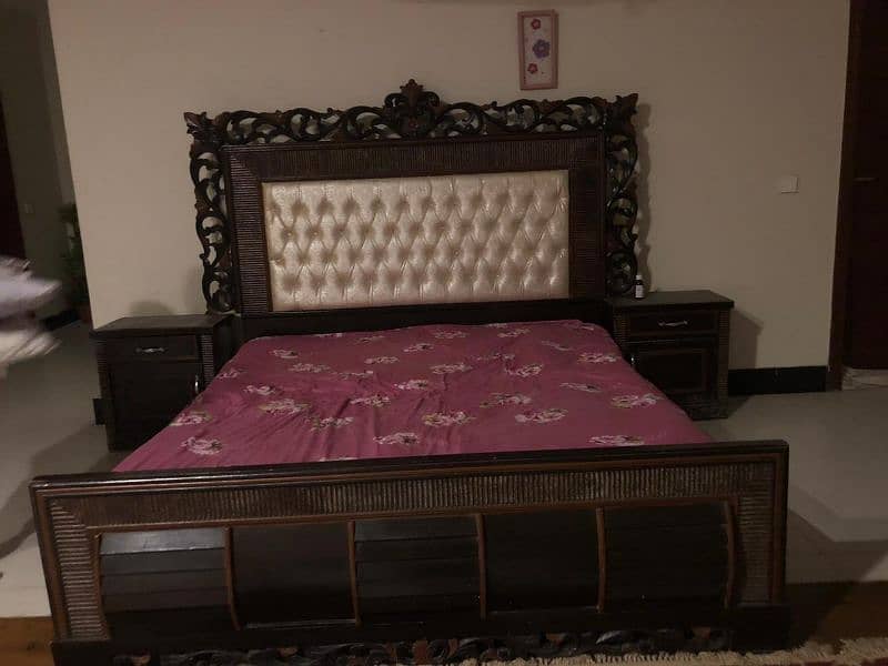 double bed 0