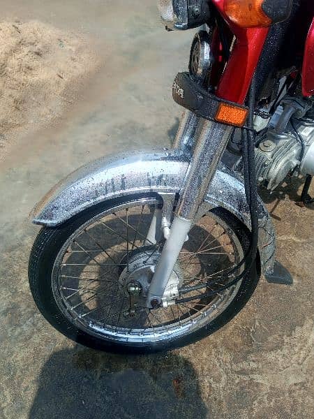 Honda CD 70 2024 1