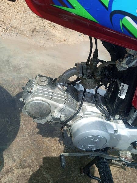 Honda CD 70 2024 4