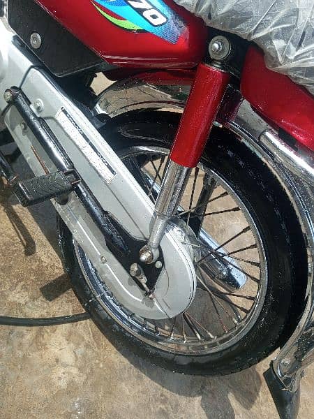 Honda CD 70 2024 7